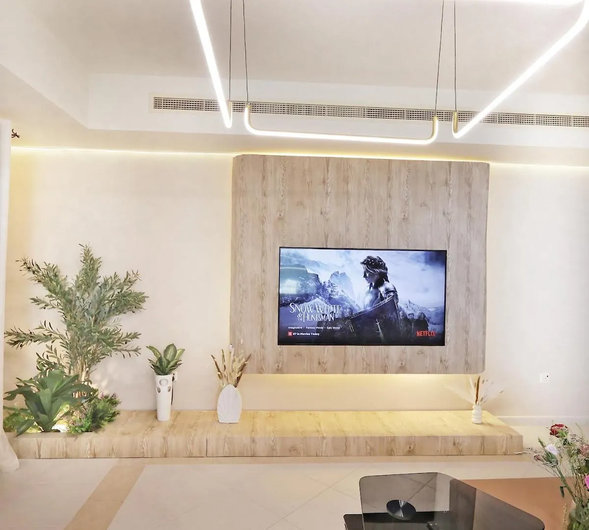 Skyline Sanctuary On The 82Nd United Arab Emirates