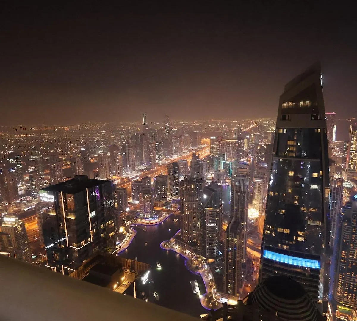 Апартаменты Skyline Sanctuary On The 82Nd