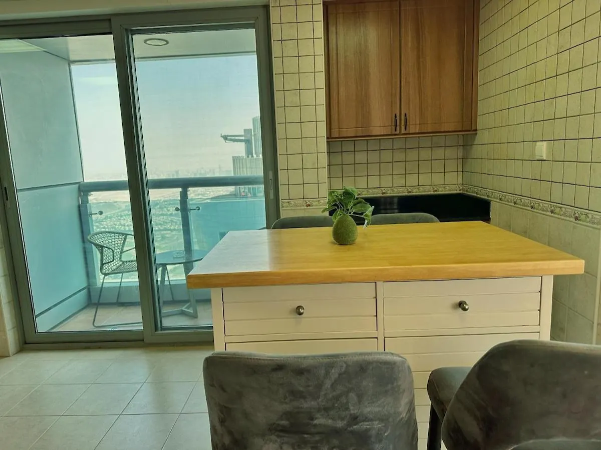 Апартаменты Skyline Sanctuary On The 82Nd